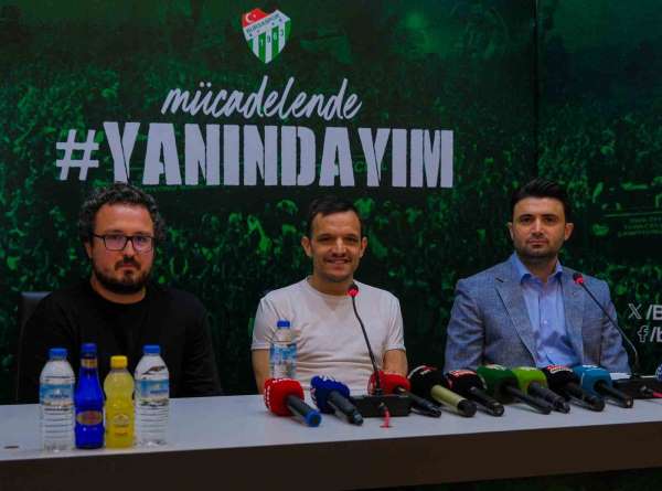 Bursaspor'un yeni teknik direktörü Pablo Martin Batalla imzayı attı