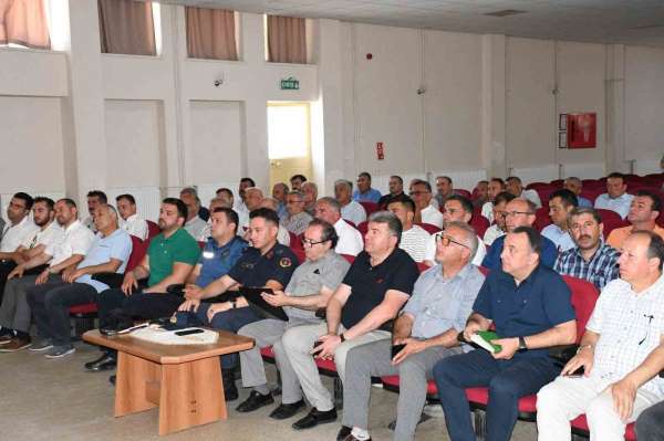 Alaçam'da Muhtarlar Toplantısı