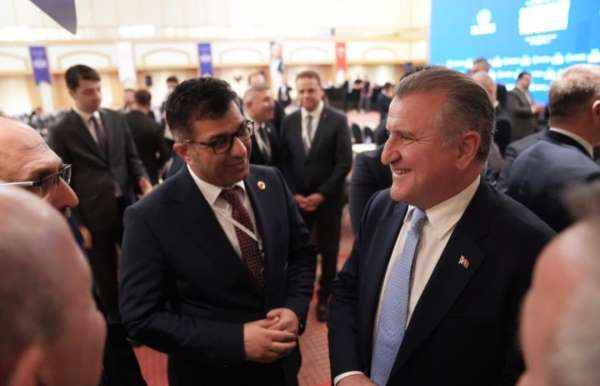 Kütahya Gençlik ve Spor İl Müdürü Küçük, Bakan Osman Aşkın Bak ile görüştü