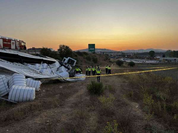 Kuzey Marmara Otoyolu'nda feci kaza: 2 kişi hayatını kaybetti