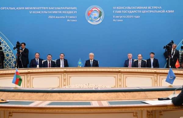 Orta Asya liderleri, Kazakistan'da bir araya geldi