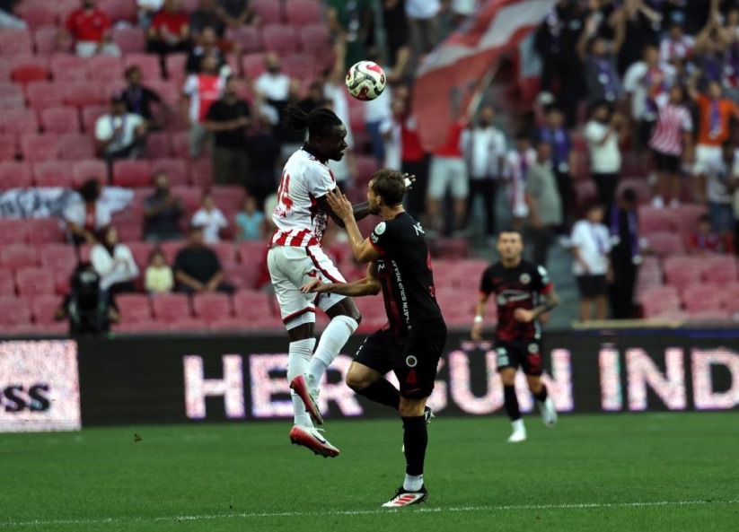 Samsunspor'dan sağlam başlangıç: Samsunspor 2 - Gençlerbirliği 1