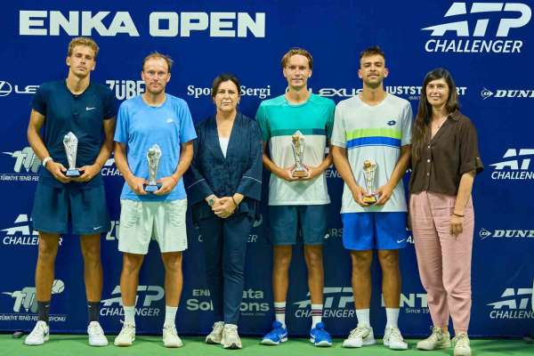 Arda Azkara ve James Mackinlay, Enka Open'da şampiyon