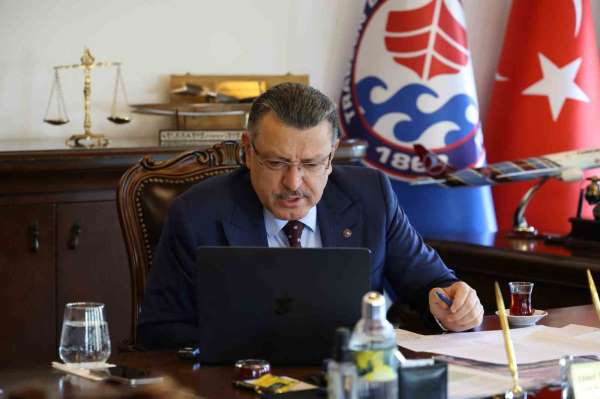 Başkan Genç Mısır televizyonuna Trabzon'u anlattı