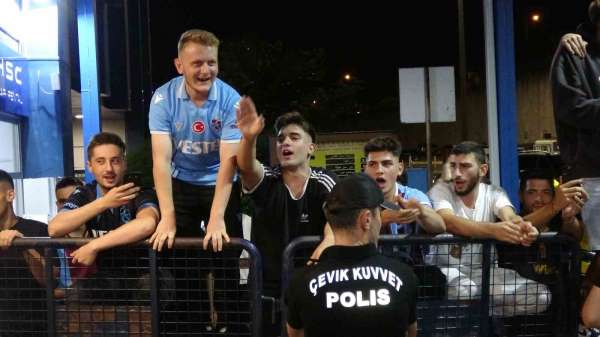 Trabzonspor'un yeni transferi Paul Onuachu, Trabzon'a geldi
