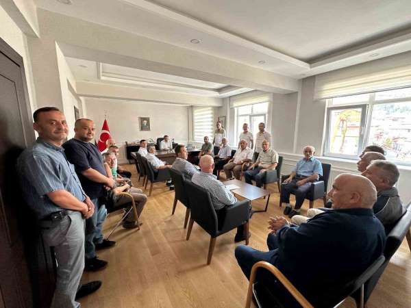 Devrekli Muhtarlar Derneği üyeleri, polislere yapılan saldırıyı kınadı