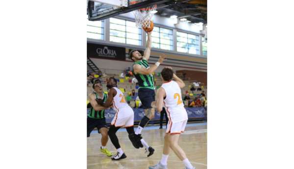 Denizli Basket, Galatasaray'ı üçlüklerle geçti