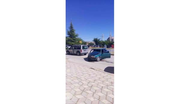 Elazığ'da trafik kazası: 2 yaralı