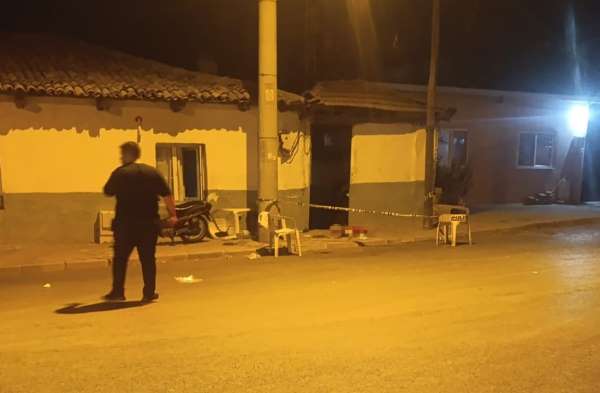 Manisa'da dehşet: Baba, eşini ve kızını bıçakladı