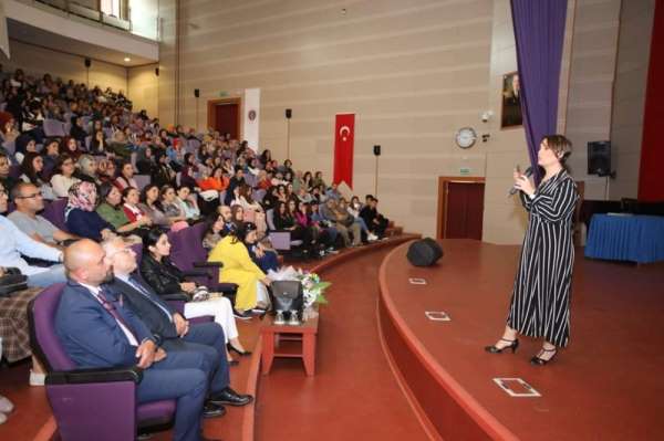 Çocuklara kitap okuma alışkanlığı kazandırmanın yöntemleri 