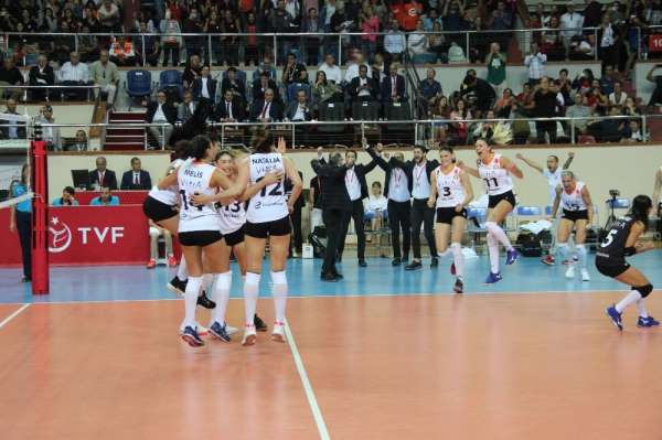 Şampiyonlar Kupası, Eczacıbaşı VitrA'nın