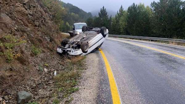 Tosya-Kastamonu yolunda trafik kazası: 2 yaralı