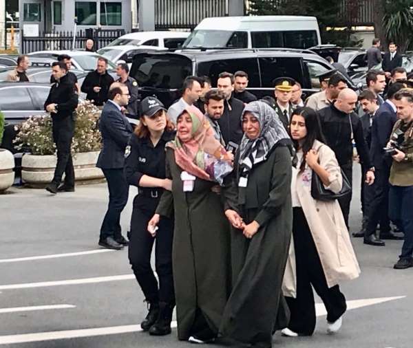 Şehit polis Cihat Ermiş için İstanbul Emniyet Müdürlüğü'nde tören düzenlendi