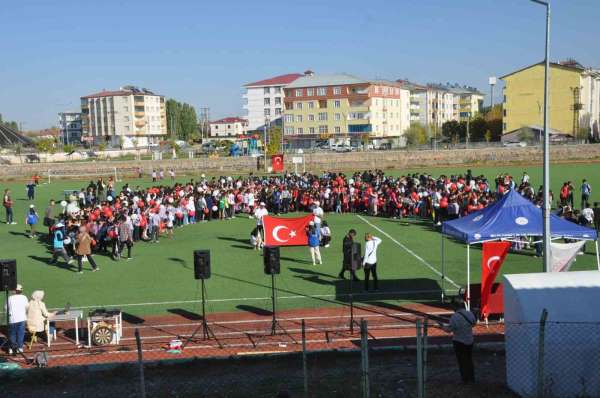 Bulanık'ta '2. Geleneksel Spor Şenliği' yapıldı