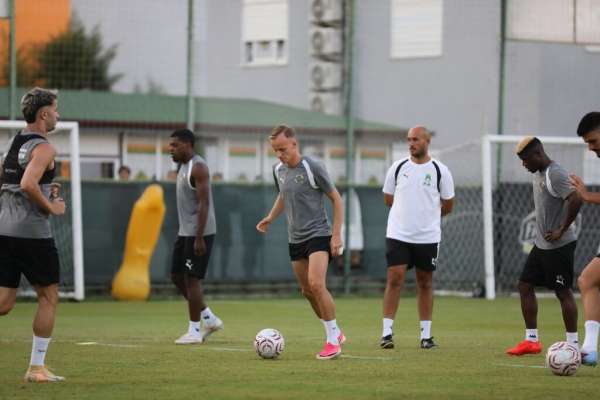 Alanyaspor, Erzurumspor FK maçı hazırlıklarını tamamladı