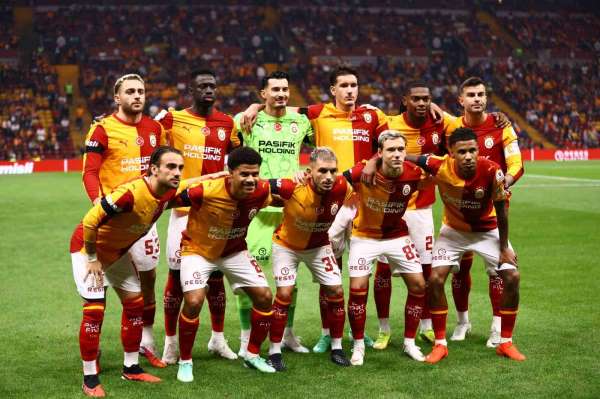 Galatasaray'da 2 değişiklik