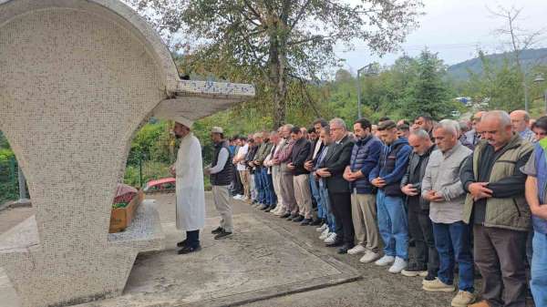 Ordu'da öldürülen kadın toprağa verildi: Önce oğul, sonra anne toprağa girdi