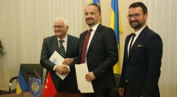 DPÜ, Ukrayna'nın en seçkin üniversiteleri ile iş birliği anlaşması imzaladı 