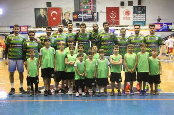 Türkiye Basketbol 1. Ligi: Balıkesir Büyükşehir Belediyespor: 95 - Anadolu Baske