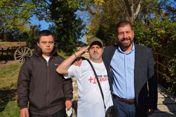 Sındırgı'da down sendromlu sporculara mutluluk gecesi