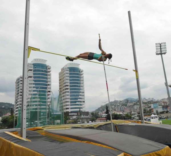 Trabzon Gençlik ve Spor İl Müdürü Çetiner: 'Trabzon, spor tesisleşmesi alanında Türkiye'deki 4 büyük ilden bir