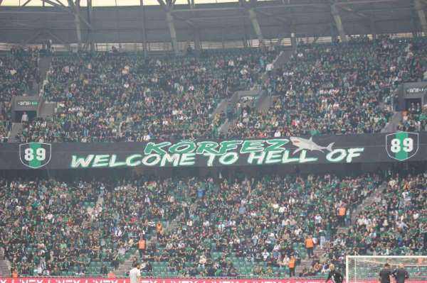 Kocaelispor- Galatasaray maçını 32 bin 18 biletli seyirci izledi