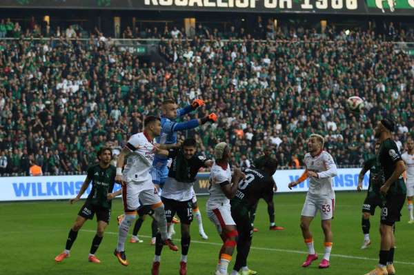 Trendyol Süper Lig: Kocaelispor: 0 - Galatasaray: 0