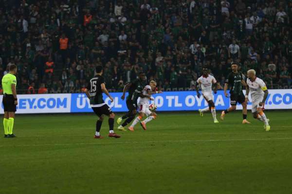 Trendyol Süper Lig: Kocaelispor: 1 - Galatasaray: 0