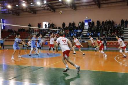 Palandöken Belediyespor, Akkuş Belediyespor'u evinde yıktı