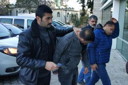 Kumar baskınında polise direnip tehdide 2 gözaltı