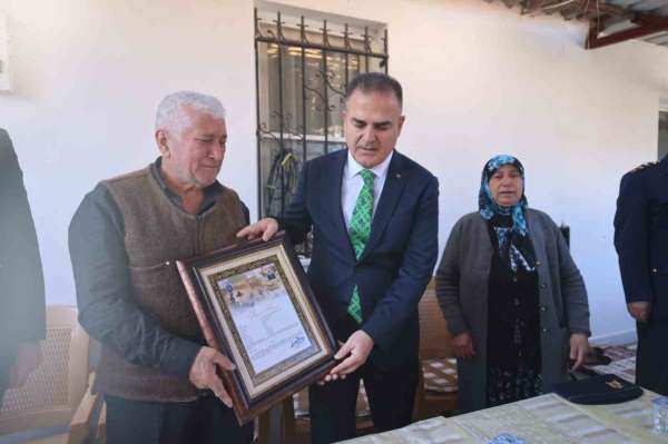 Şehit Kuran'ın ailesine şehadet belgesi verildi