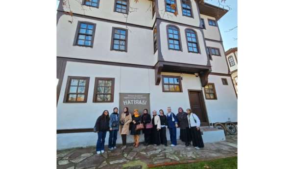 Üniversiteli gençler Sinop'un kültürel değerlerini yerinde keşfetti