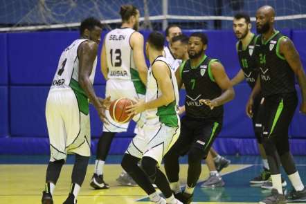 TBL 1. Ligi: Akhisar Belediyespor: 100 - Manisa Büyükşehir Belediyespor: 67