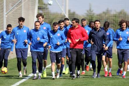 Antalyaspor, Galatasaray için evinde son provasını yaptı 