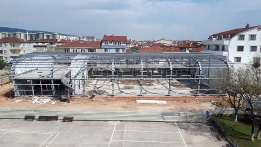 Orhangazi Spor Salonu şekilleniyor 