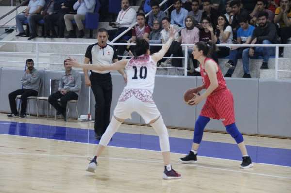 Türkiye Kadınlar Basketbol 1. Ligi Play-Off Finali: Elazığ İl Özel İdare: 78 - B