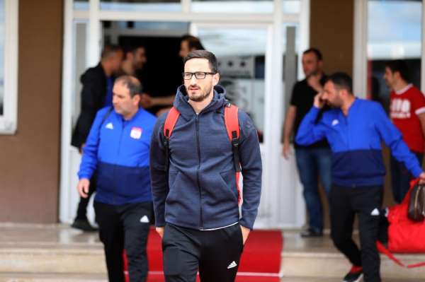 Sivasspor Sivas'tan Ayrıldı