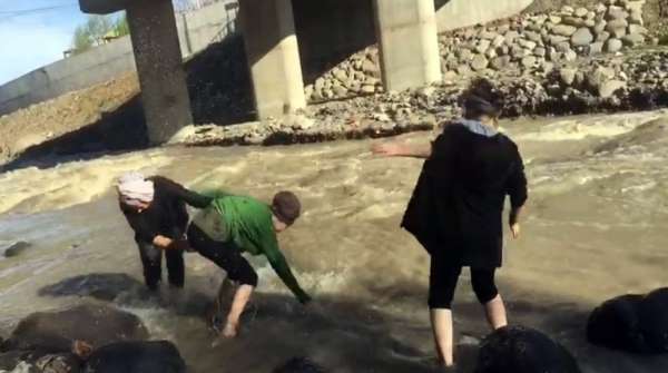 2 lise öğrencisi şakalaşırken ölüme böyle gitti