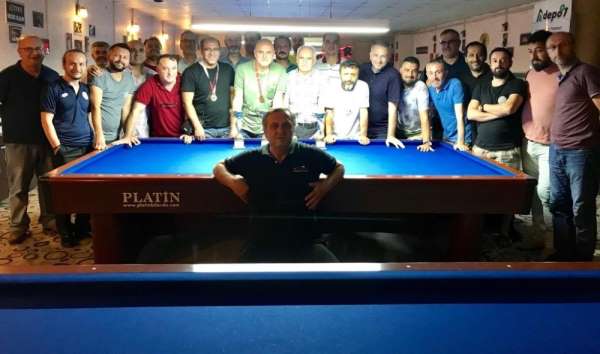 3 bant bilardo şampiyonu Kazım Canbul