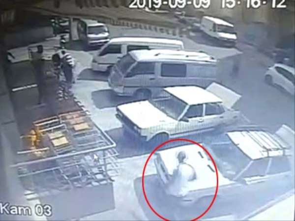 Emekli polis memuruna sopalı saldırı 