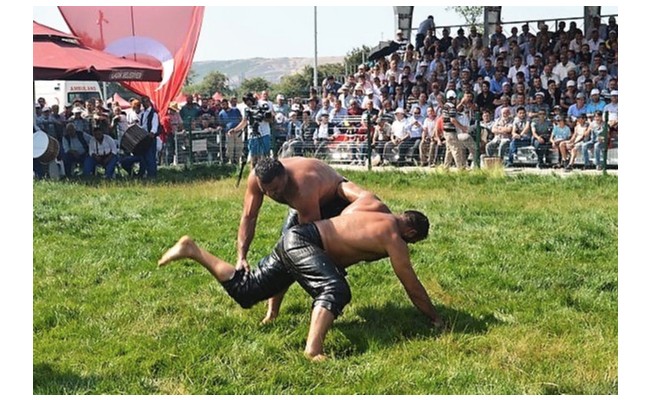 7. Ladik Yağlı Pehlivan Güreşleri