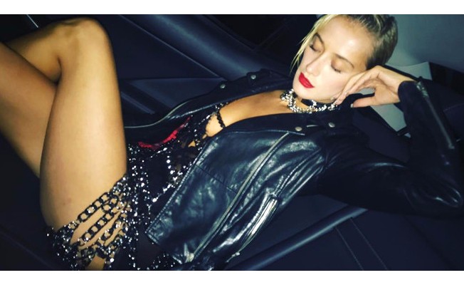 Ateşli pozlarıyla meşhur olan Didem Soydan`ın eski hali tam bir hayal kırıklığı