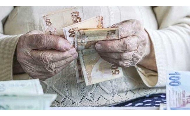 Hangi ülkede kaç yaşında emekli olunuyor ?