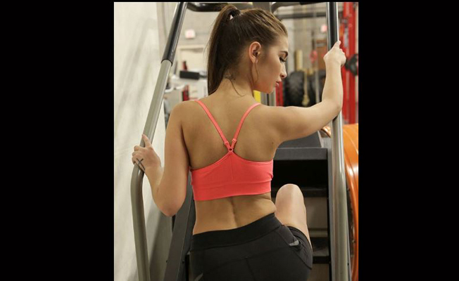 Solo horny petite gym