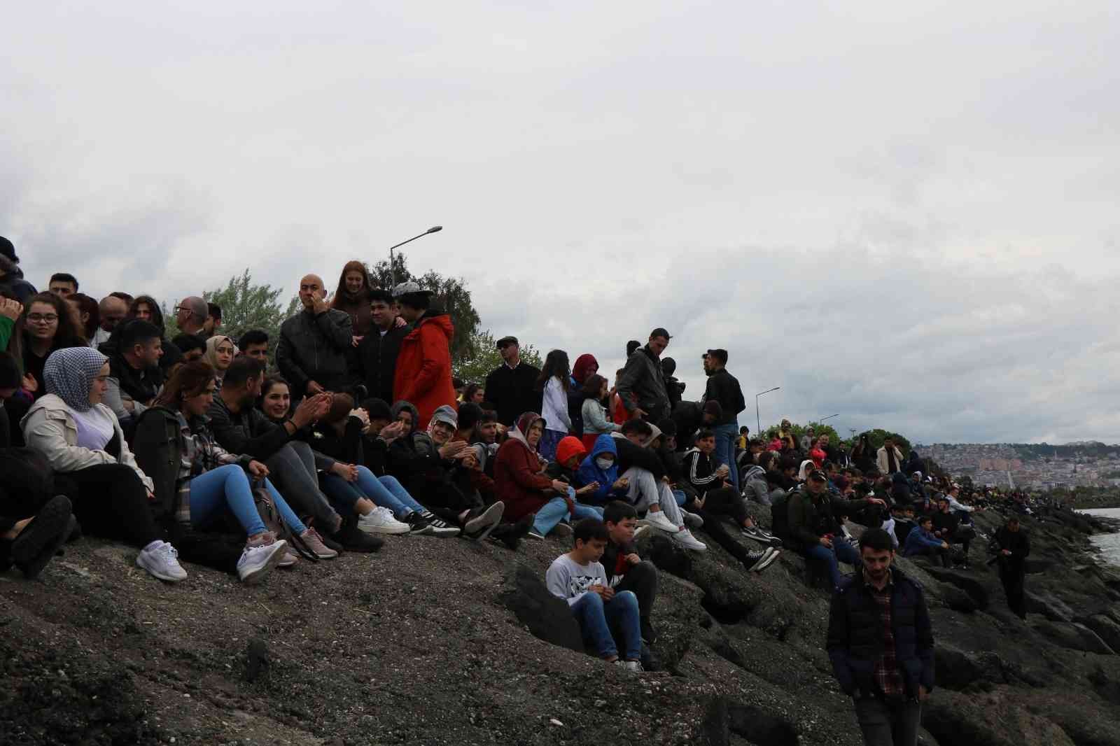 Solo Türk ve Türk Yıldızları gösterileri nefes kesti
