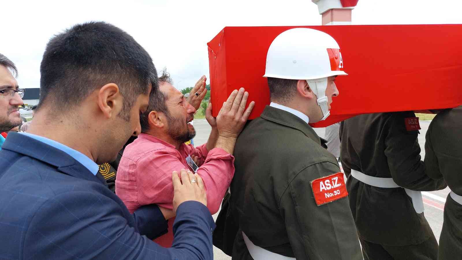 Ordulu şehit Samsun'da gözyaşları içinde karşılandı
