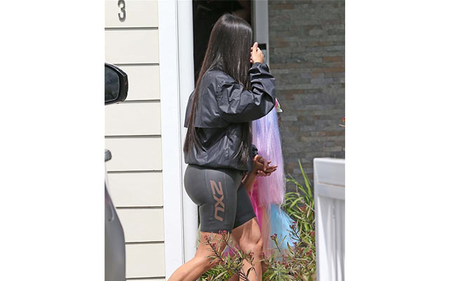 Kardashian Los Angeles'ta görüntülendi