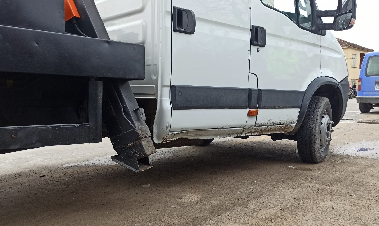 Motosiklet sürücüsü kazada ağır yaralandı
