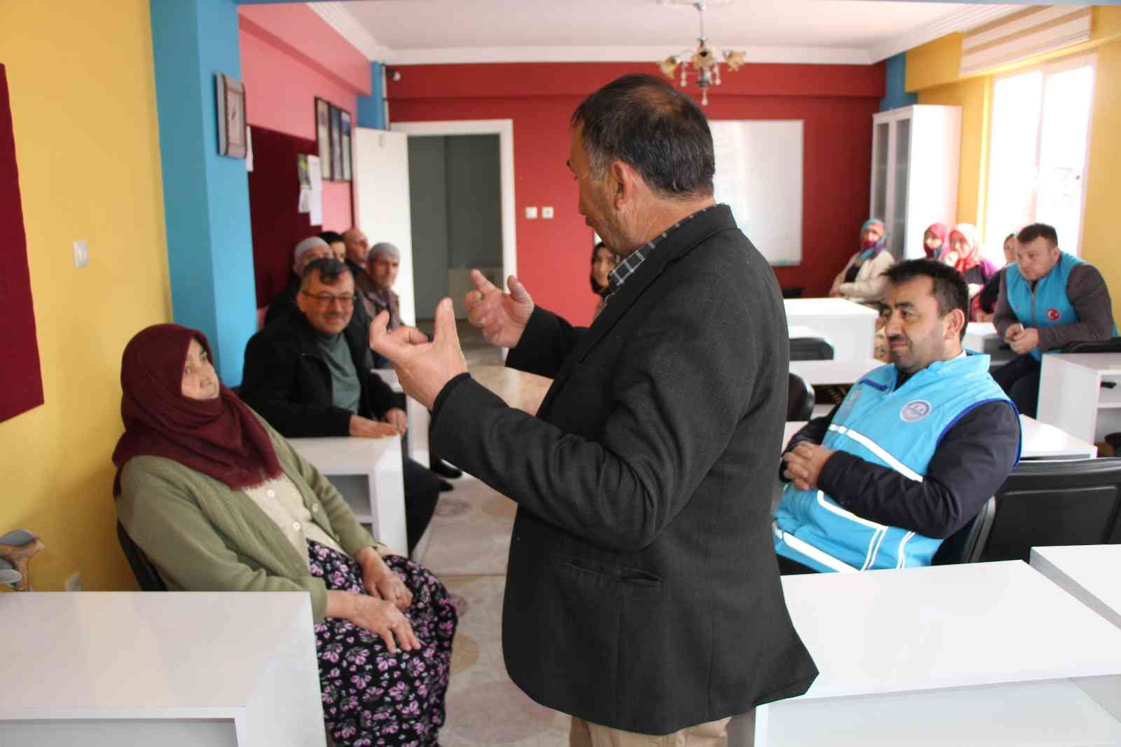 Hayırsever nine: Önce Kur'an kursu yaptırdı, şimdi cami yaptırmak istiyor
