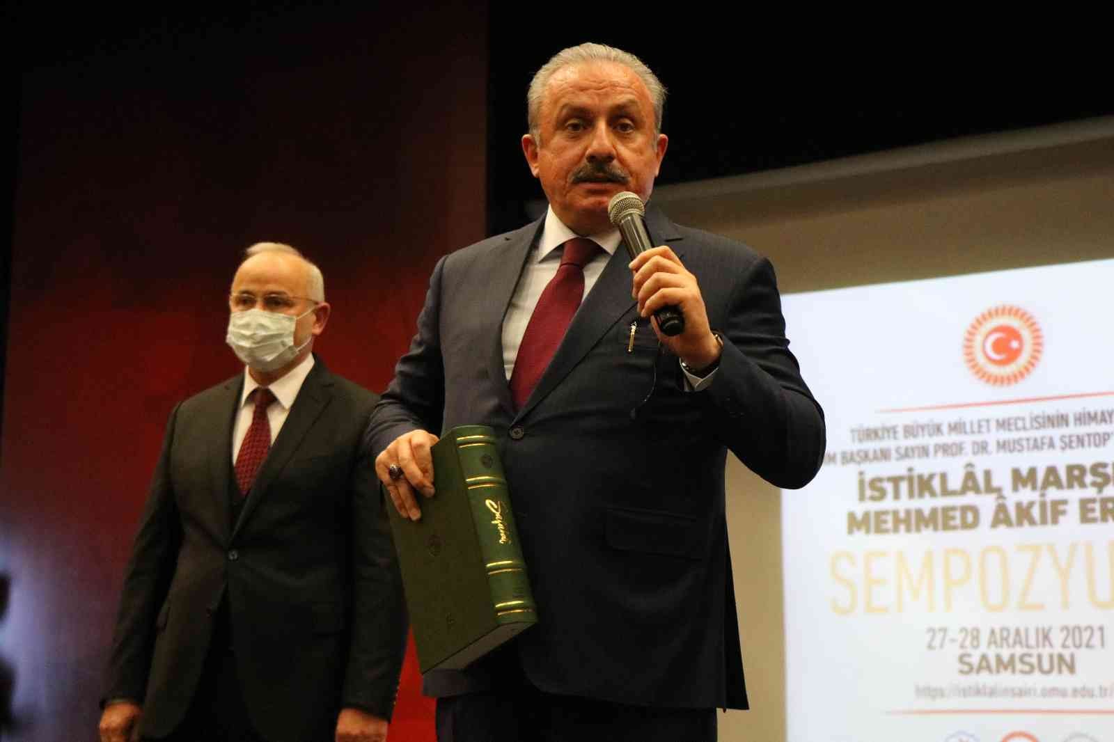 Meclis Başkanı Şentop: 'İstiklal Marşı milletimizin ortak dilidir'
